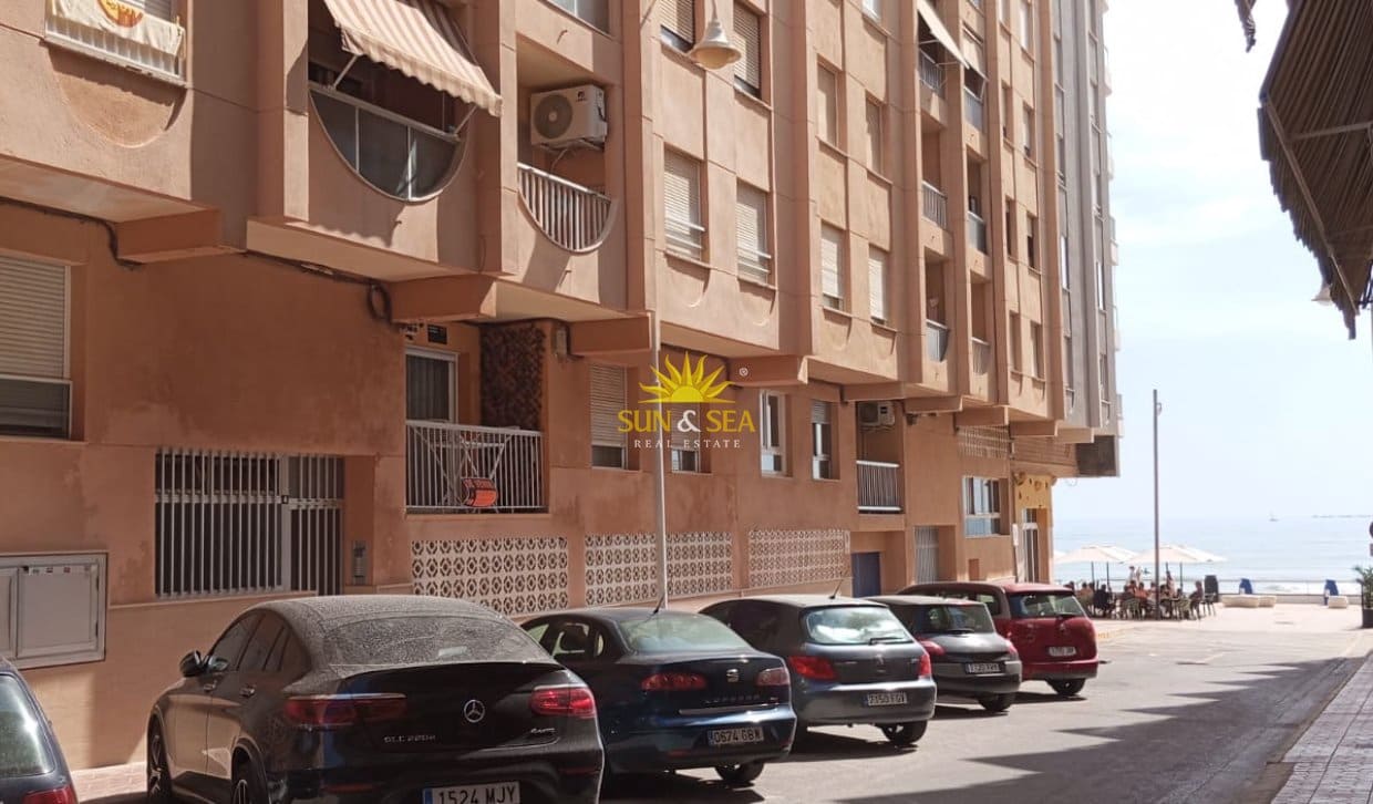 3 sovrum Lägenhet för semesterbostäder i Guardamar del Segura - 550 € (Ref: 10079963)