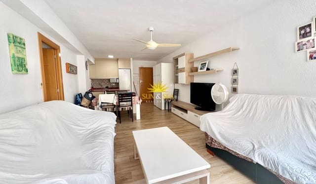 3 slaapkamer Appartement voor vakantieverhuur in Los Secanos, Guardamar del Segura - € 600 (Ref: 10079963)