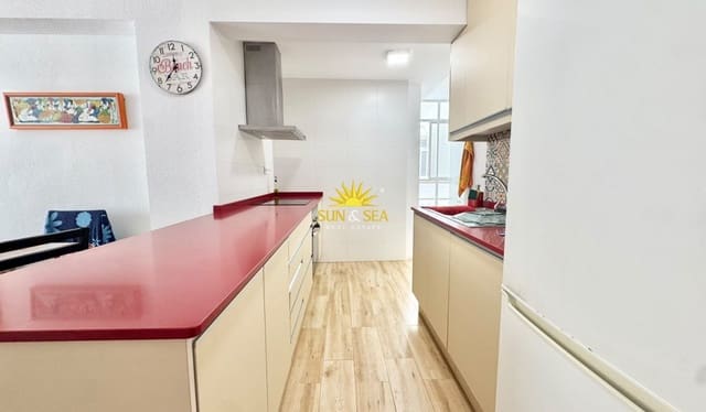 3 slaapkamer Appartement voor vakantieverhuur in Los Secanos, Guardamar del Segura - € 600 (Ref: 10079963)