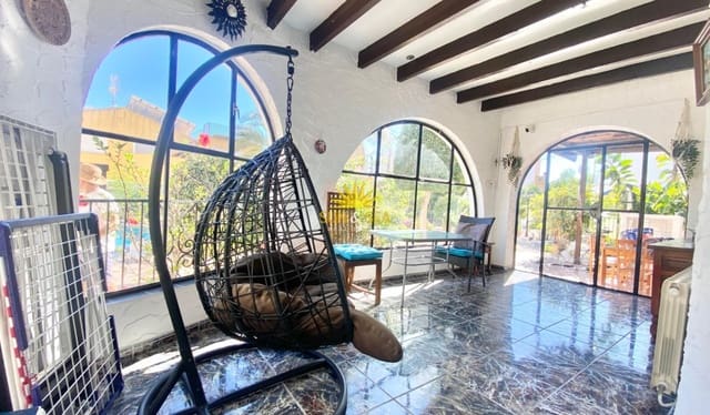 5 bedroom Villa for holiday rental in Cala de Finestrat, Finestrat with pool garage - € 2,250 (Ref: 10079965)