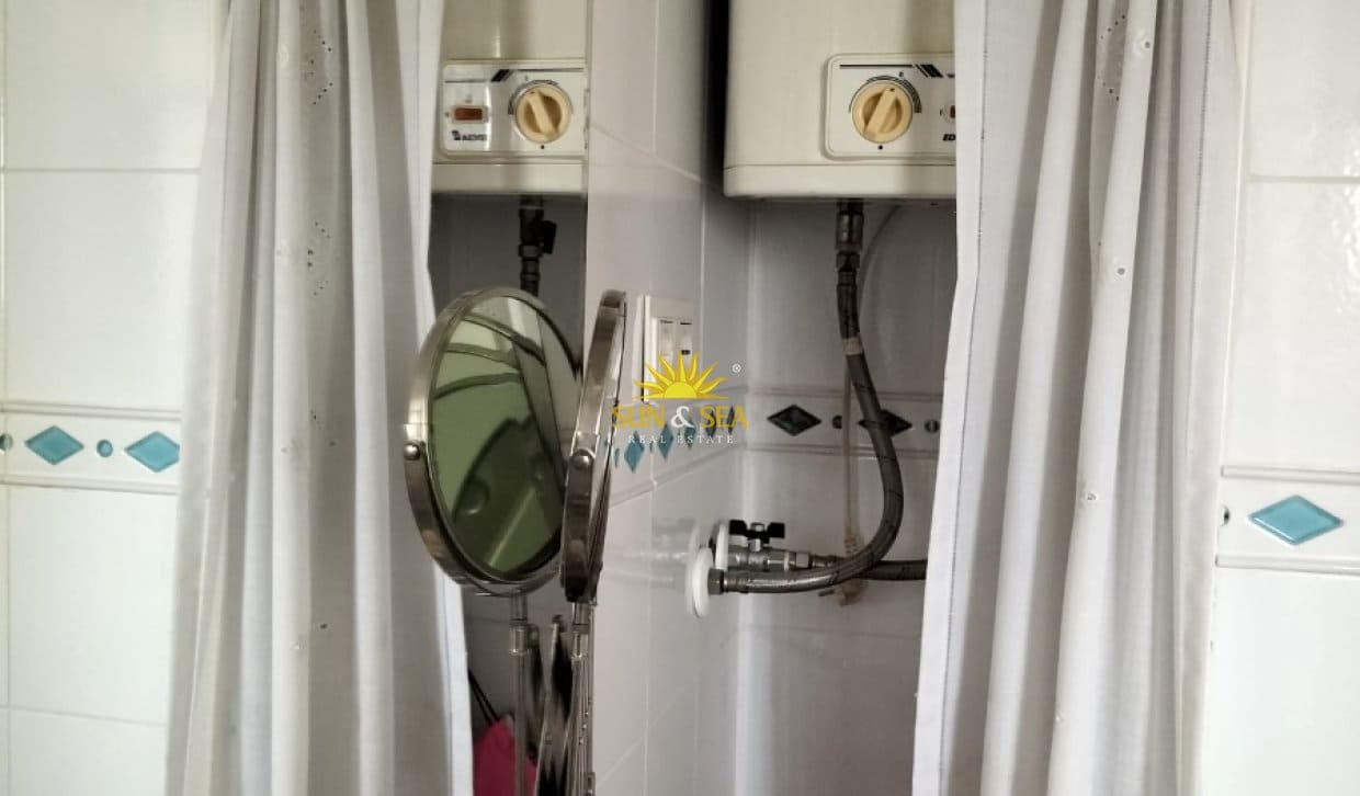 Appartement de 1 chambre de location de vacances à Benidorm avec piscine garage - 1 100 € (Ref: 10080146)