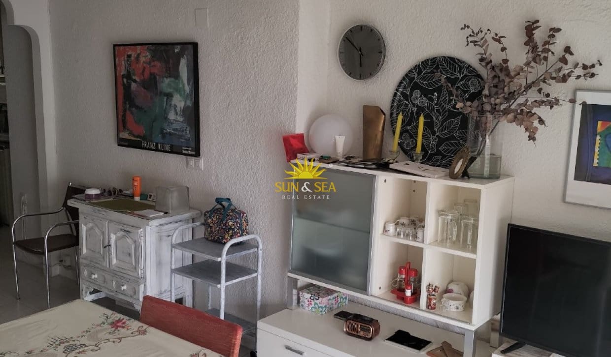 Appartement de 1 chambre de location de vacances à Benidorm avec piscine garage - 1 100 € (Ref: 10080146)