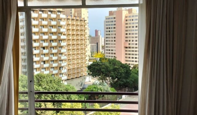   1 soveværelse   ferieLejlighed i Levante Alto, Benidorm med   swimmingpool  garage  - € 1.100 (Ref: 10080146)