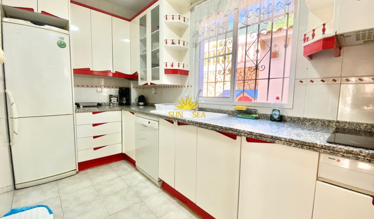 5 Zimmer Ferienvilla in La Nucia mit Pool Garage - 1.500 € (Ref: 10081589)