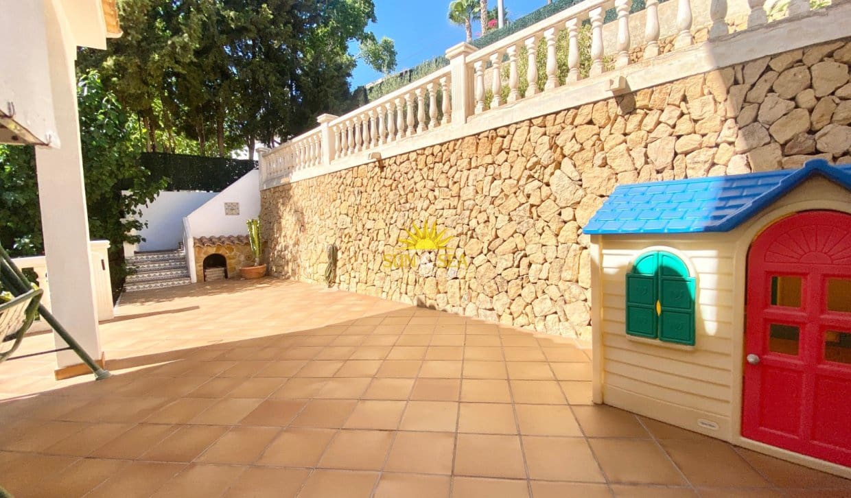 5 Zimmer Ferienvilla in La Nucia mit Pool Garage - 1.500 € (Ref: 10081589)