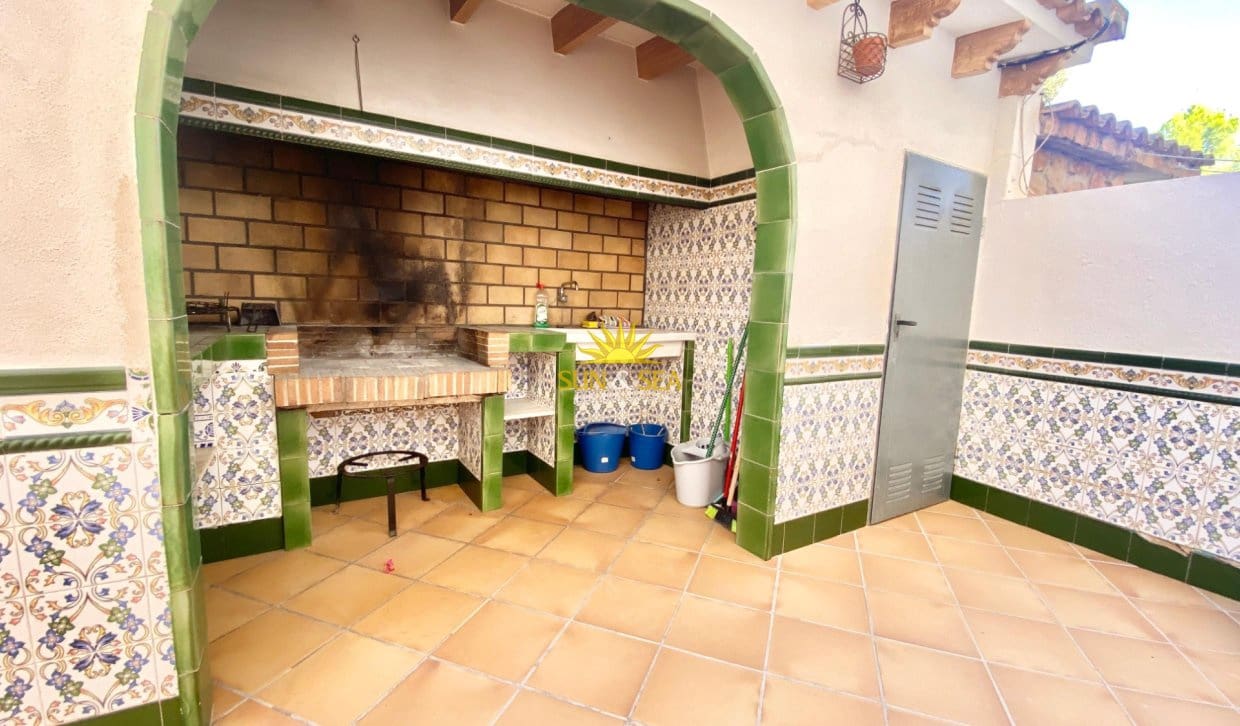5 Zimmer Ferienvilla in La Nucia mit Pool Garage - 1.500 € (Ref: 10081589)