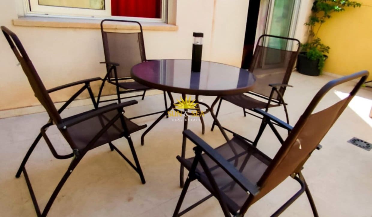 2 makuuhuone Huoneisto lomavuokrausta paikassa Alicante kaupunki - 975 € (Ref: 10081592)