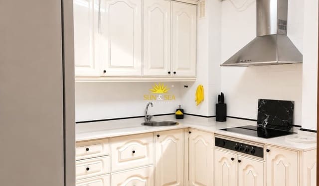 2 quarto Apartamento para arrendar em Centro Urbano, Benidorm com garagem - 1 300 € (Ref: 10082018)