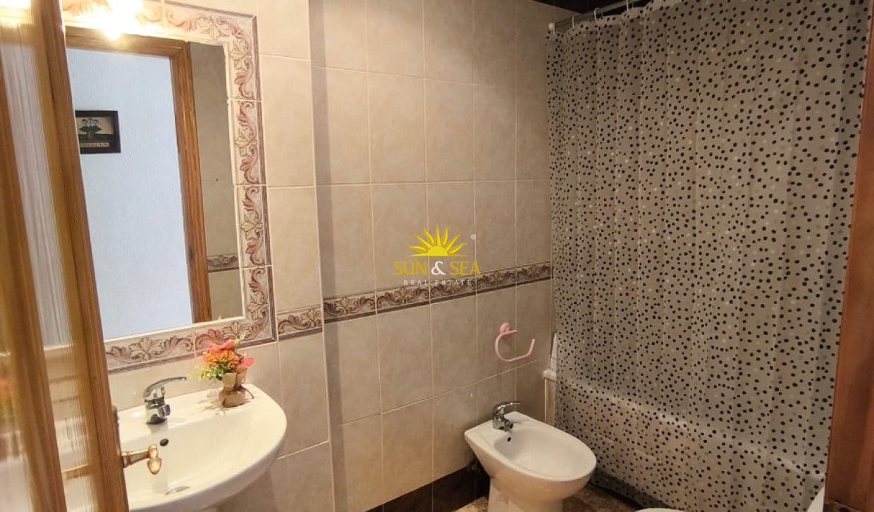 Appartement de 3 chambres à louer à Los Urrutias - 950 € (Ref: 10082211)