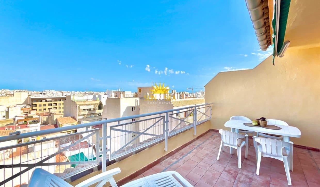 1 sovrum Lägenhet att hyra i Torrevieja med garage - 800 € (Ref: 10082212)