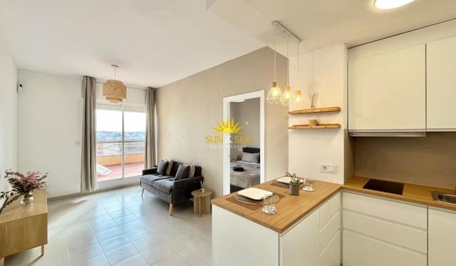 1 quarto Penthouse para arrendar em Centro - Muelle Pesquero, Torrevieja com garagem - 800 € (Ref: 10082212)