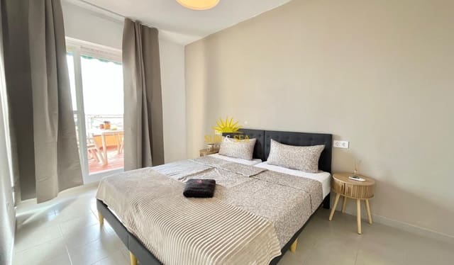 1 quarto Penthouse para arrendar em Centro - Muelle Pesquero, Torrevieja com garagem - 800 € (Ref: 10082212)