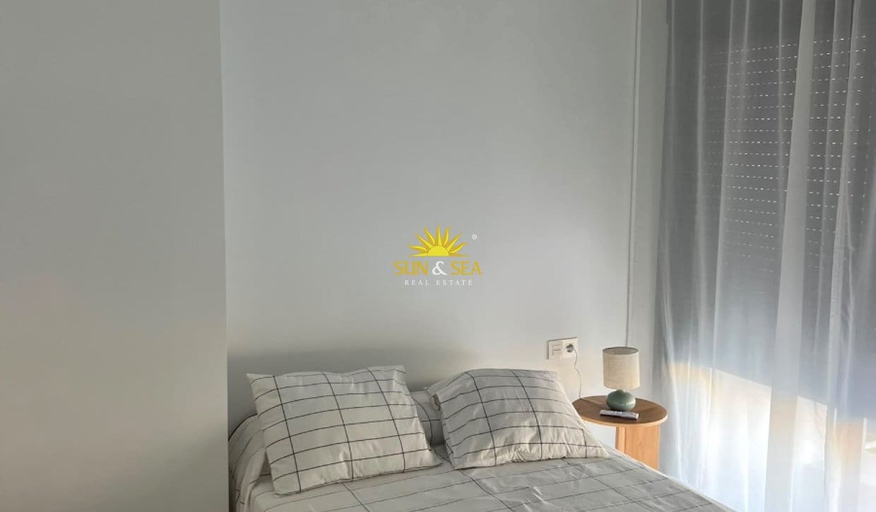 3 sovrum Villa för semesterbostäder i Gran Alacant med pool - 2 500 € (Ref: 10082213)