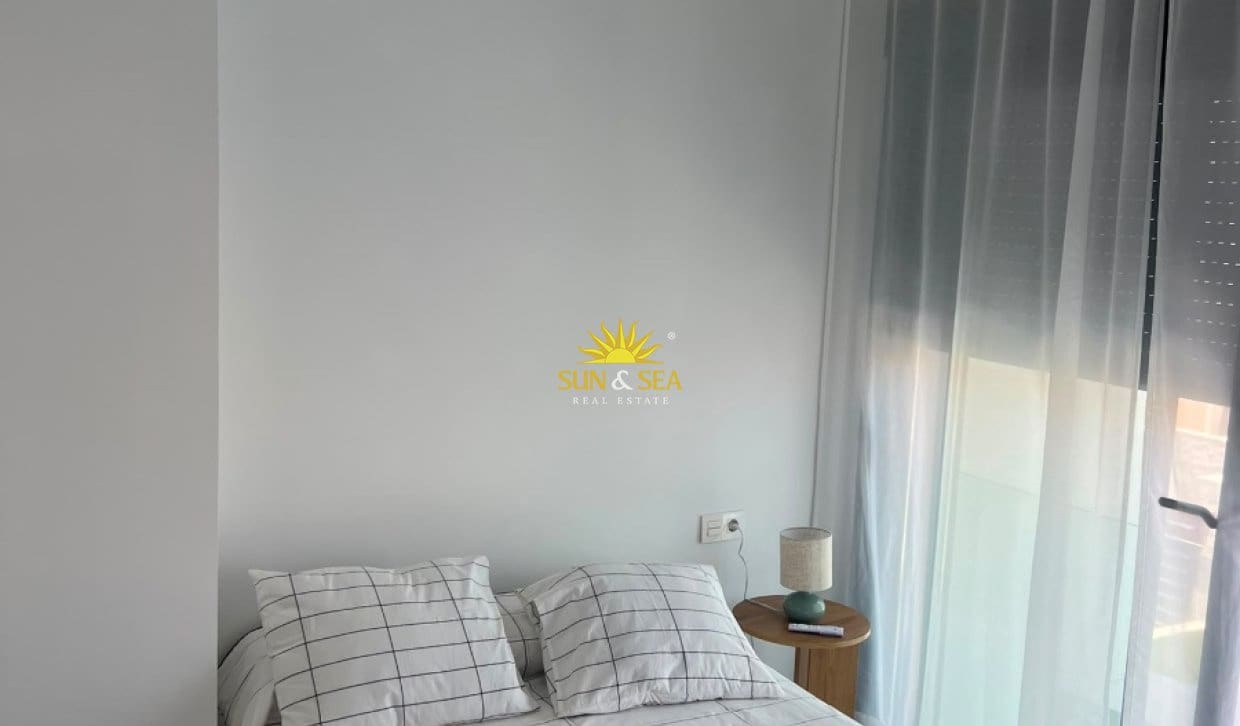 3 sovrum Villa för semesterbostäder i Gran Alacant med pool - 2 500 € (Ref: 10082213)