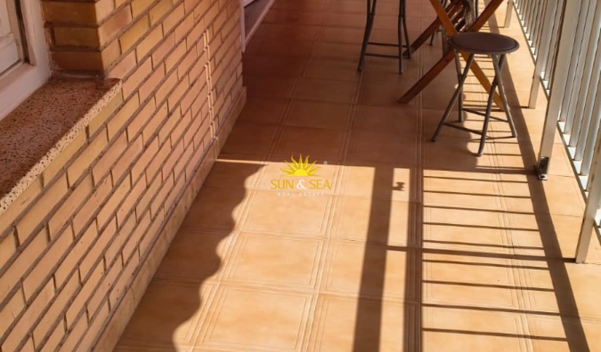 2 slaapkamer Appartement te huur in La Mata - € 800 (Ref: 10085039)