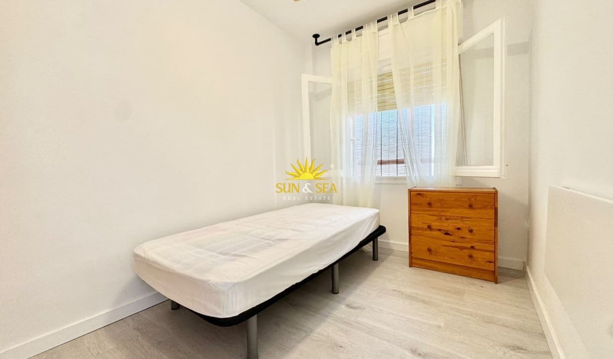2 bedroom Apartment for rent in La Mata - € 800 (Ref: 10085039)