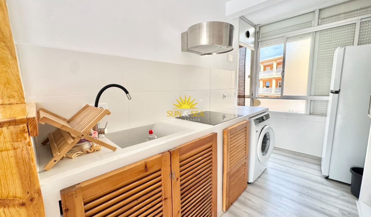 2 bedroom Apartment for rent in La Mata - € 800 (Ref: 10085039)