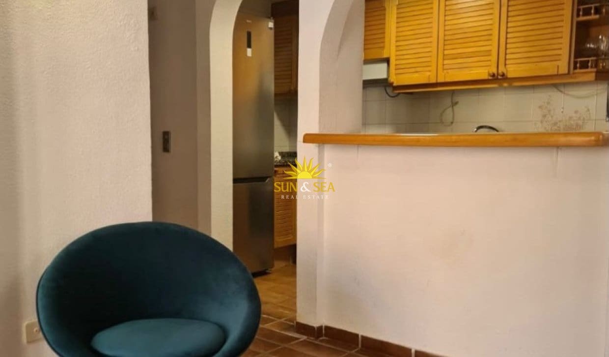 Apartment for rent in Altea with pool garage - € 1,200 (Ref: 10085040)