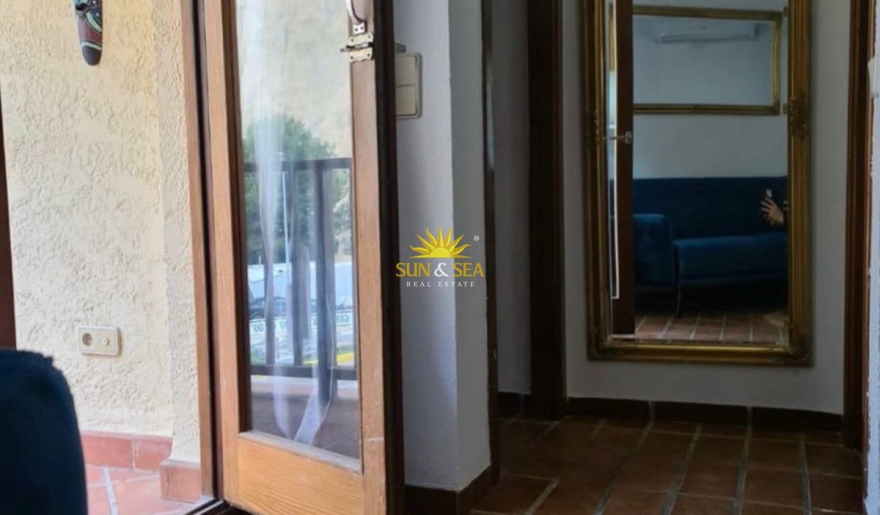 Apartment for rent in Altea with pool garage - € 1,200 (Ref: 10085040)