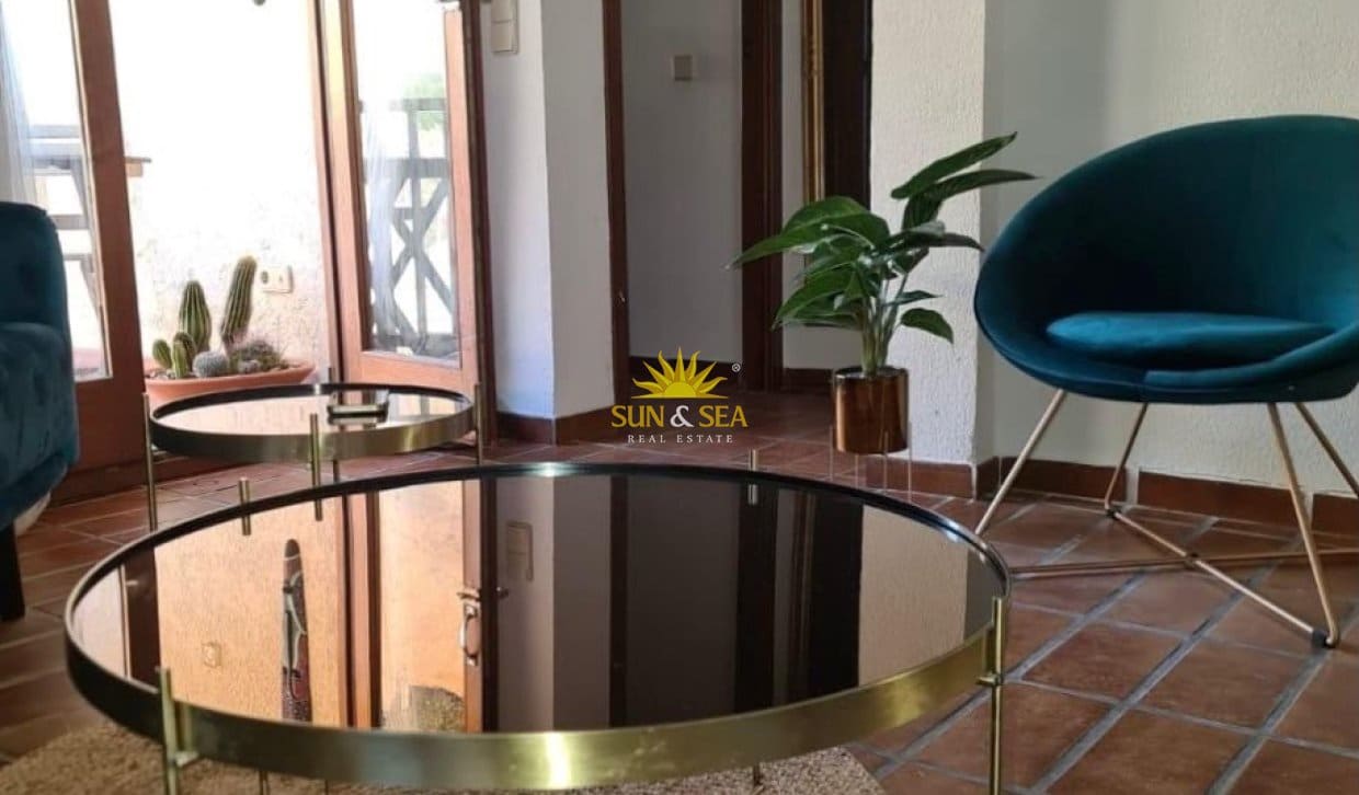Apartment for rent in Altea with pool garage - € 1,200 (Ref: 10085040)