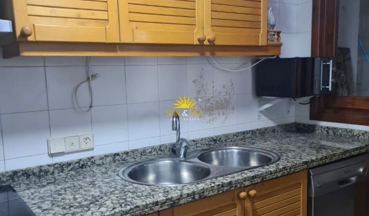 Apartment for rent in Altea with pool garage - € 1,200 (Ref: 10085040)