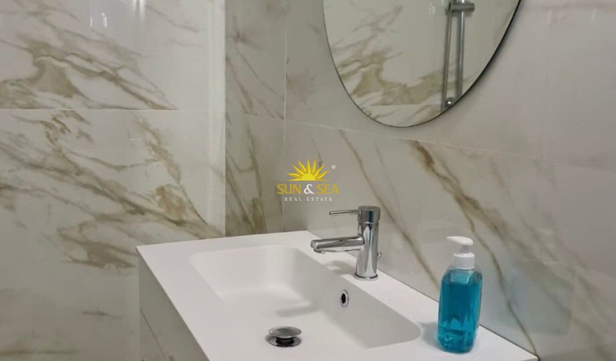 Apartment for rent in Altea with pool garage - € 1,200 (Ref: 10085040)