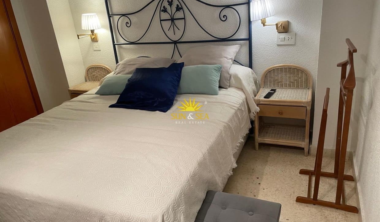 3 slaapkamer Appartement te huur in Benidorm met zwembad - € 1.600 (Ref: 10085041)