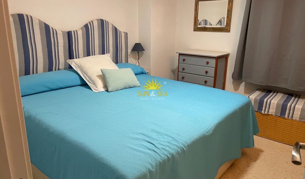 3 slaapkamer Appartement te huur in Benidorm met zwembad - € 1.600 (Ref: 10085041)
