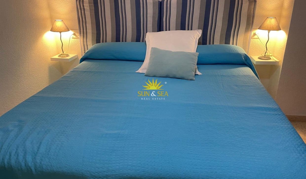 3 slaapkamer Appartement te huur in Benidorm met zwembad - € 1.600 (Ref: 10085041)