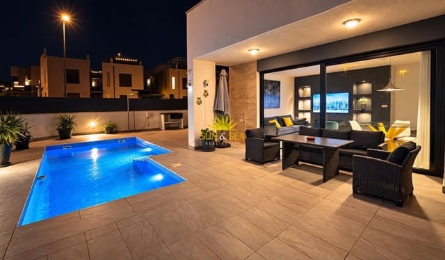 Villa/Maison de 3 chambres de location de vacances à Villamartin, Orihuela avec piscine garage - 2 500 € (Ref: 10086751)