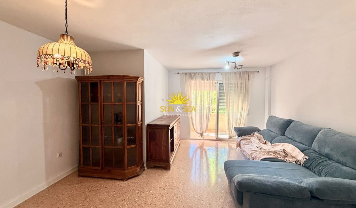 2 bedroom Apartment for rent in Alicante / Alacant city with pool garage - € 1,200 (Ref: 10088724)