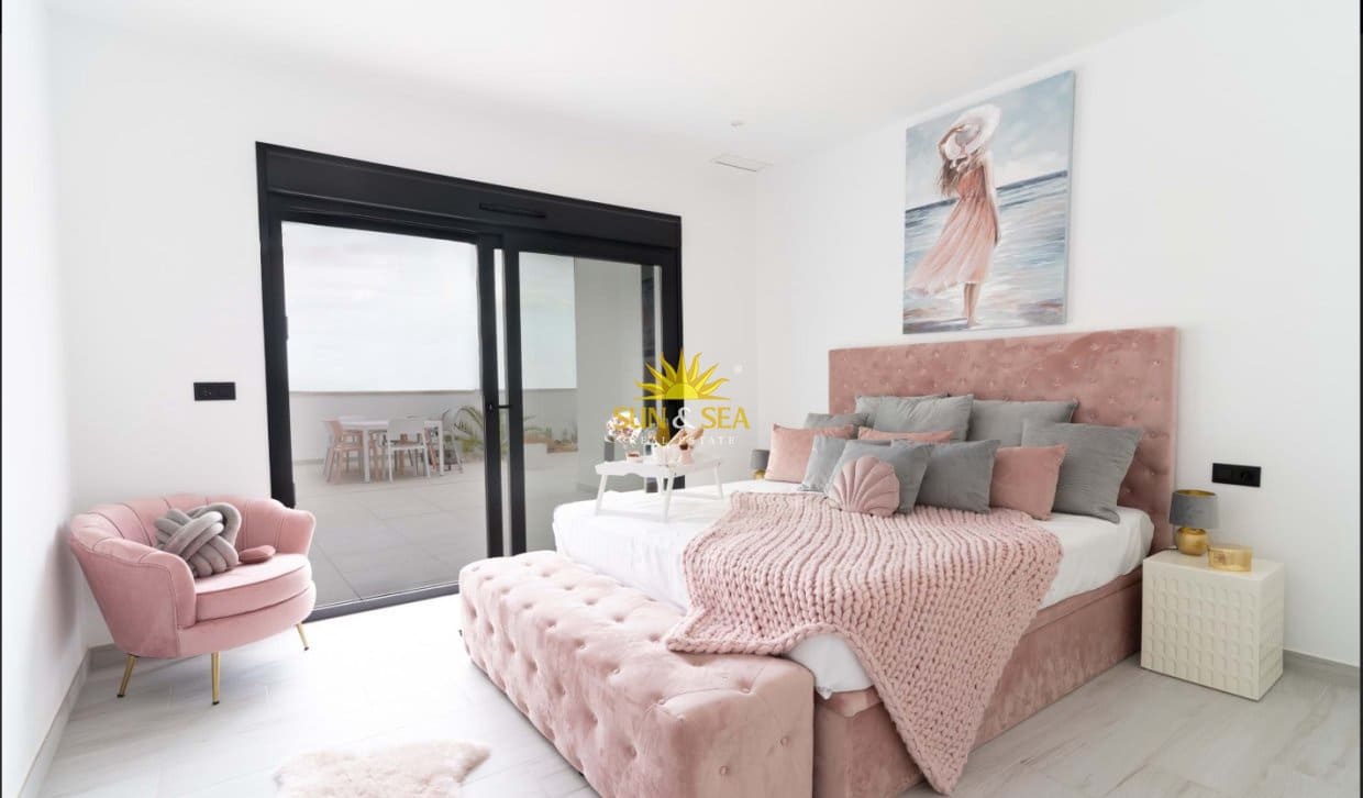 3 soverom Villa til leie i Finestrat med svømmebasseng garasje - € 4 200 (Ref: 10088727)