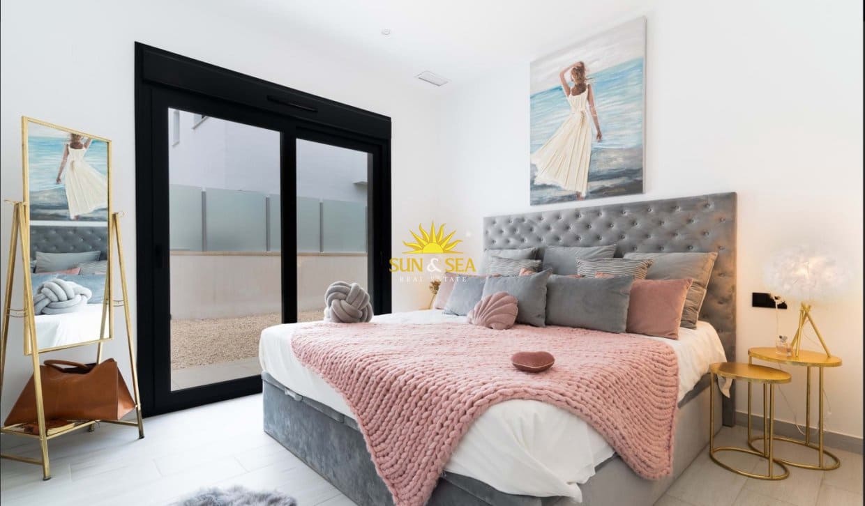 3 soverom Villa til leie i Finestrat med svømmebasseng garasje - € 4 200 (Ref: 10088727)
