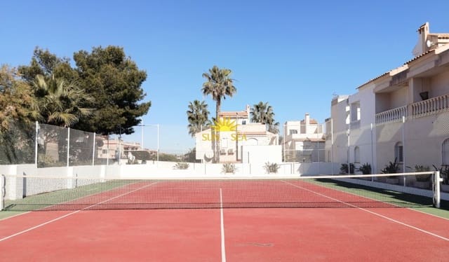Villa/Maison de 3 chambres de location de vacances à Novamar - Mediterráneo, Santa Pola avec piscine garage - 1 400 € (Ref: 10091498)