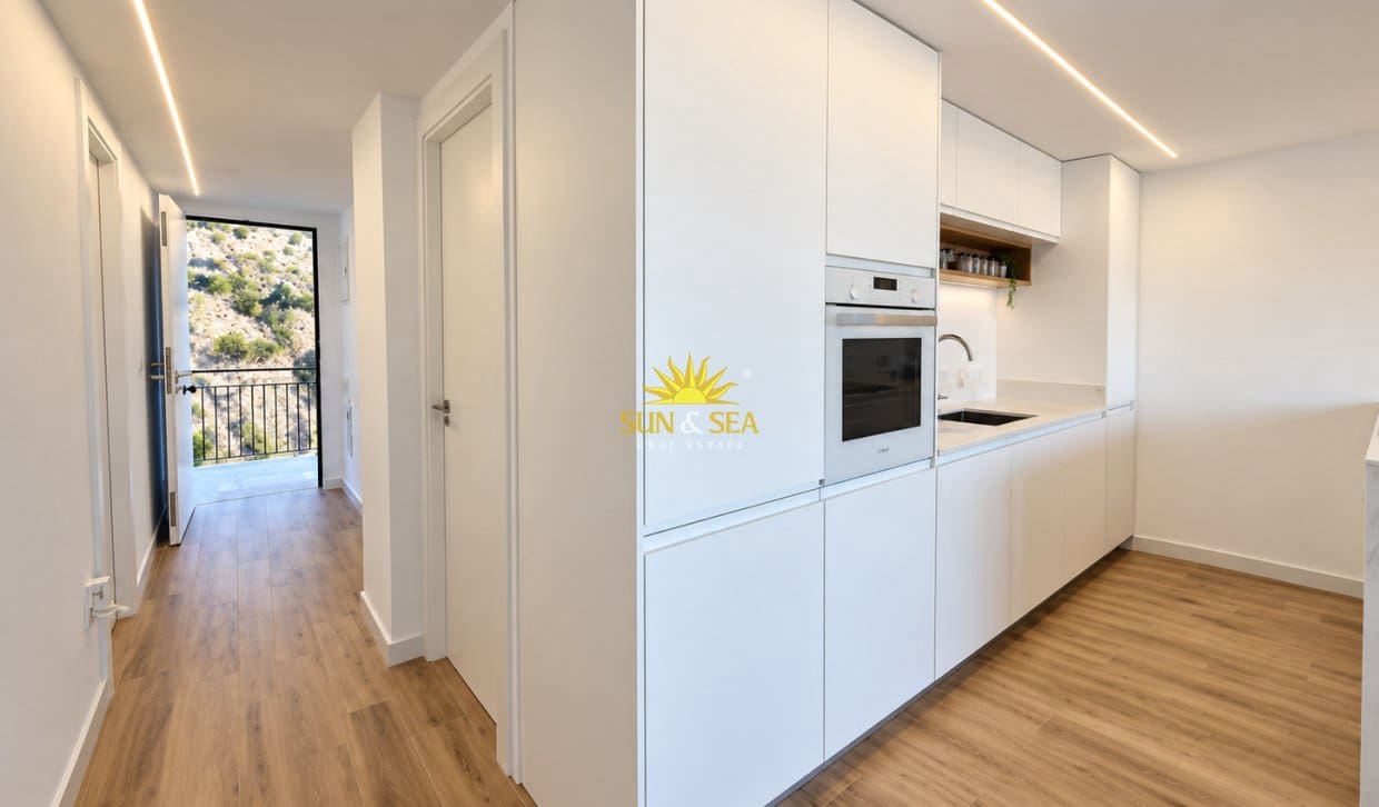 3 soveværelse Lejlighed til leje i Alicante by - € 2.500 (Ref: 10091499)