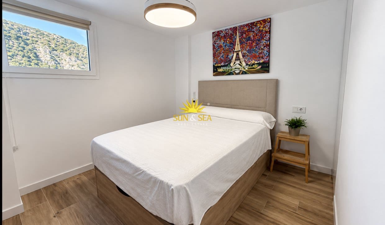 3 soveværelse Lejlighed til leje i Alicante by - € 2.500 (Ref: 10091499)