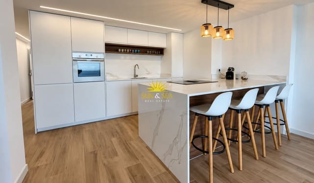 3 soveværelse Lejlighed til leje i Albufereta, Alicante by - € 2.500 (Ref: 10091499)