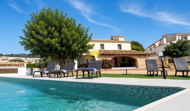 5 slaapkamer Villa te huur in Dénia met zwembad garage - € 3.000 (Ref: 10093727)