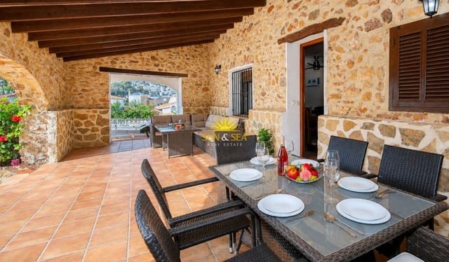 5 slaapkamer Villa te huur in Dénia met zwembad garage - € 3.000 (Ref: 10093727)