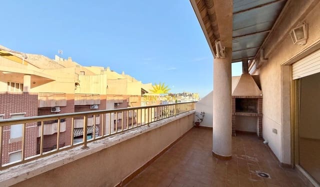 Penthouse de 2 chambres à louer à Playa del Cura, Torrevieja - 850 € (Ref: 10093728)