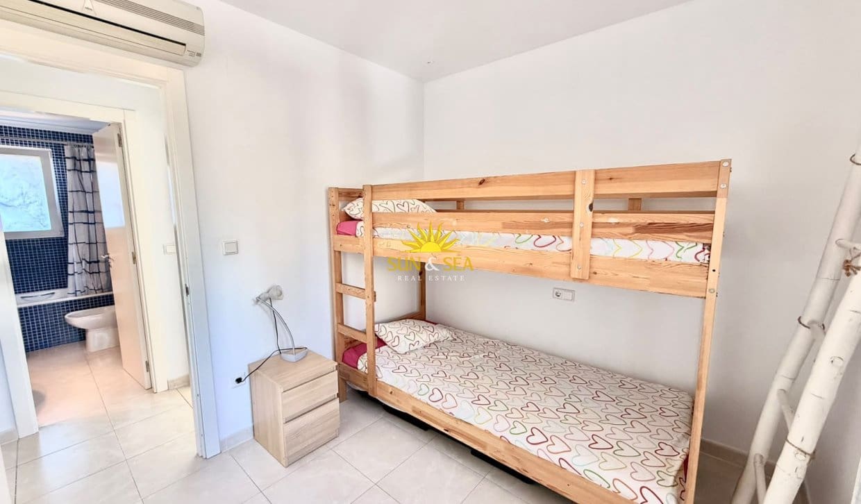 2 camera da letto Appartamento da affittare in Denia con piscina garage - 1.100 € (Rif: 10093824)