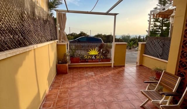 3 bedroom Villa for rent in Playa de San Juan, Alicante / Alacant city with pool garage - € 2,200 (Ref: 10093825)