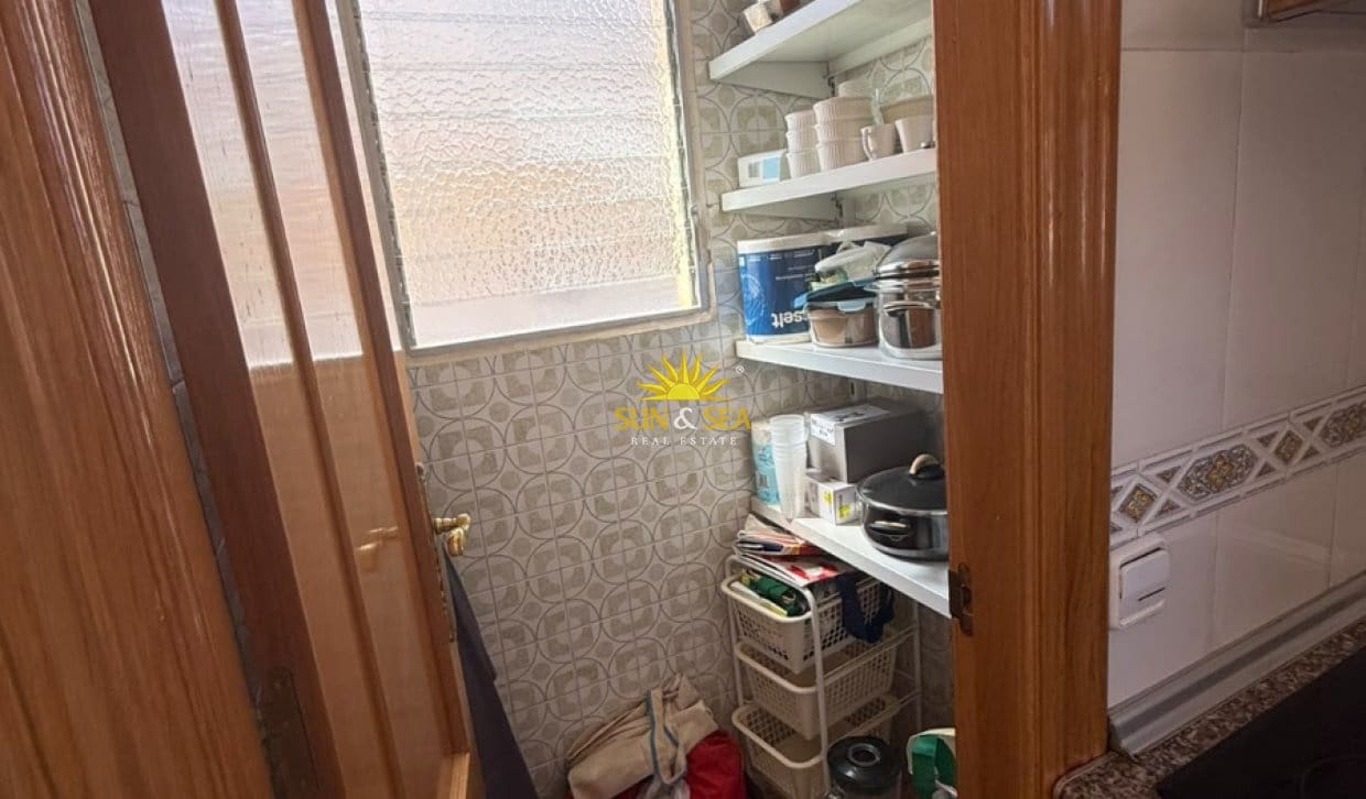 3 soverom Leilighet til salgs i Los Alcazares med garasje - € 770 (Ref: 10095522)