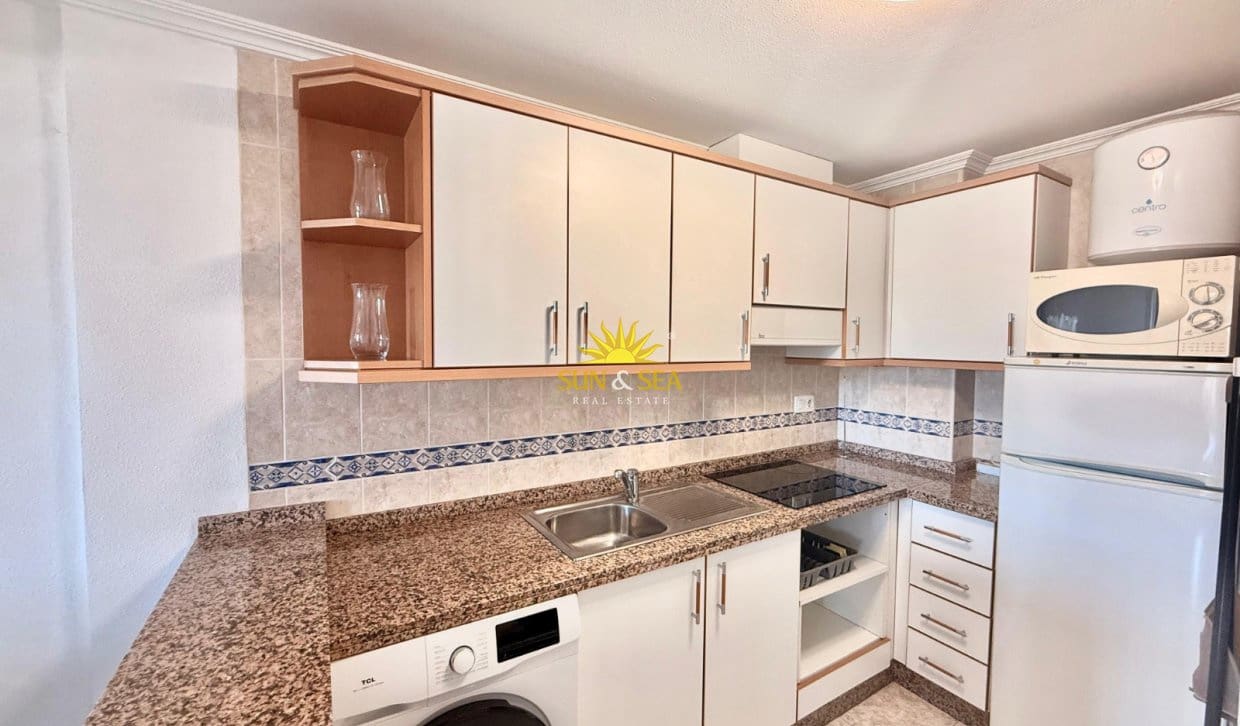 1 bedroom Apartment for rent in Santa Pola with garage - € 850 (Ref: 10095721)