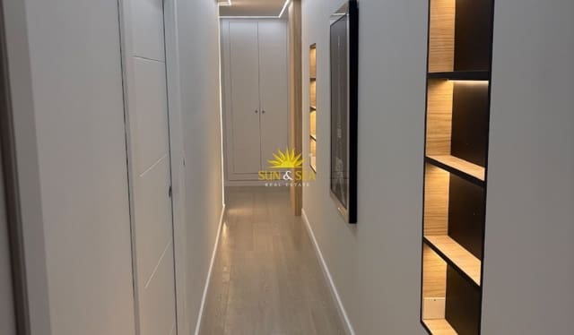 Apartamento de 3 habitaciones en El Molino, Torrevieja en alquiler - 1.700 € (Ref: 10095813)