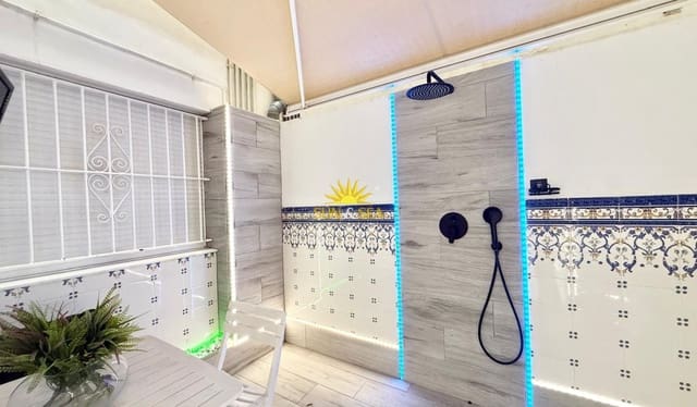 3 sovrum Lägenhet att hyra i El Molino, Torrevieja - 1 700 € (Ref: 10095813)