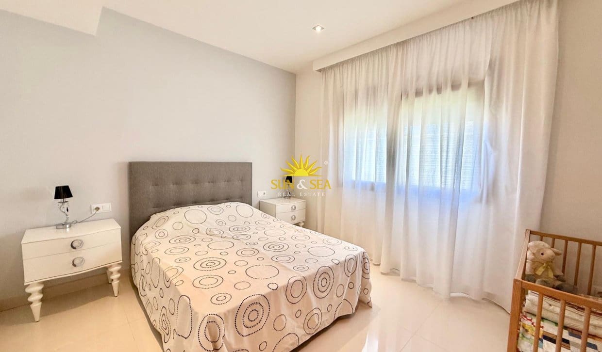3 quarto Moradia para arrendamento para férias em Ciudad Quesada com piscina Garagem - 3 500 € (Ref: 10100540)