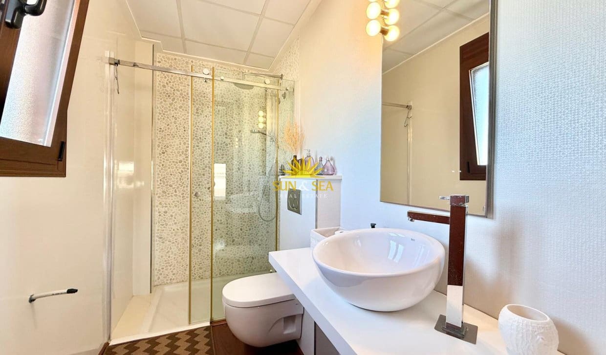 3 quarto Moradia para arrendamento para férias em Ciudad Quesada com piscina Garagem - 3 500 € (Ref: 10100540)