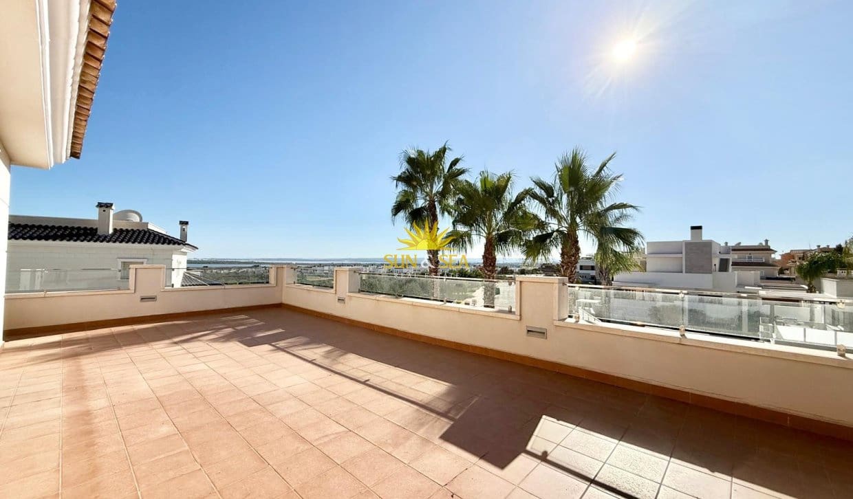 3 quarto Moradia para arrendamento para férias em Ciudad Quesada com piscina Garagem - 3 500 € (Ref: 10100540)