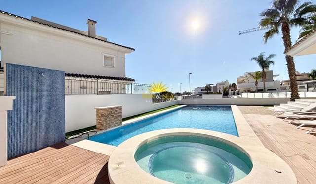 3 quarto Moradia para arrendamento para férias em Ciudad Quesada, Rojales com piscina Garagem - 3 500 € (Ref: 10100540)